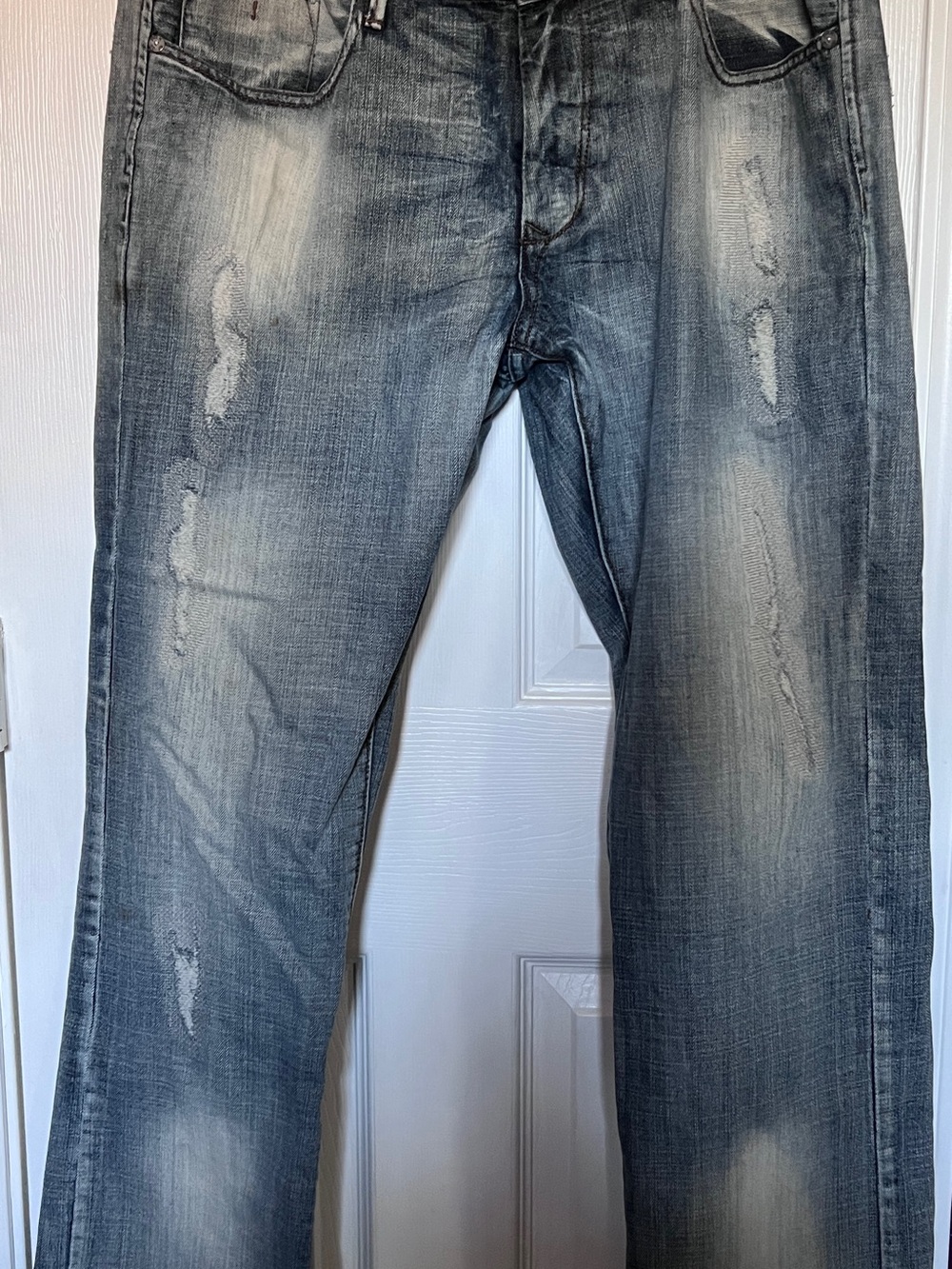 Men Projekt 67 blue jeans with distressed details - size 36